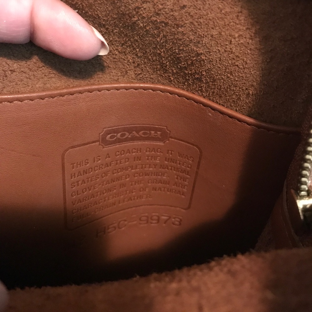 Vintage leather Coach purse/camera bag - Picture 5 of 5